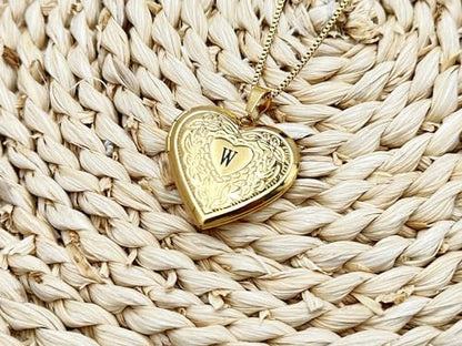 GOKING Love Heart Memory Locket Necklace Holds Pictures for Women - color: Letter W