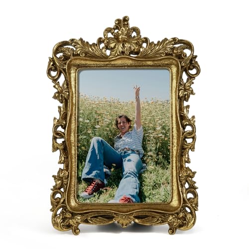 5x7 Vintage Picture Frame Gold for Farmhouse Rustic Bedroom Decor | Antique Resin Photo Frame for Art Print Illustration Drawing Painting,Unique Baroque Decor for Home Office Entryway Staircase - color: S002-Gold, size: 5x7"