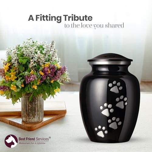 Ottillie Legacy Ebony/Pewter/Vert Urn, up to 115lbs - color: Ebony, Vertical Pewter Paws, size: Large