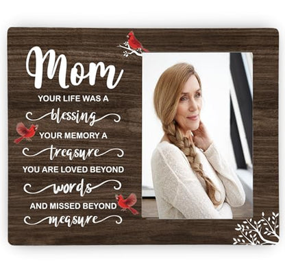 Mom Memorial Wooden Picture Frame, In Loving Memory Remembrance Photo Frame Gifts for Mommy, Bereavement Sympathy Wooden Frame for Loss of Mom, 4x6 inch Photo - style: Mom Memorial