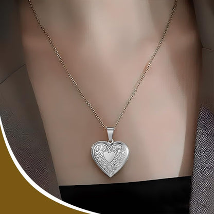 Custom Photo Locket Necklace for Women Mother Aunt Birthday Gifts from Niece Daughter Memory Memorial Gifts for Loss of Loved One Mother Daughter Locket Necklaces for Women