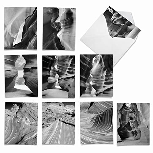 The Best Card Company - 10 Blank Note Cards with Envelopes (4 x 5.12 Inch) - Black & White Photos, Bulk Boxed Set - Free Forms M3310 - style: Free Forms