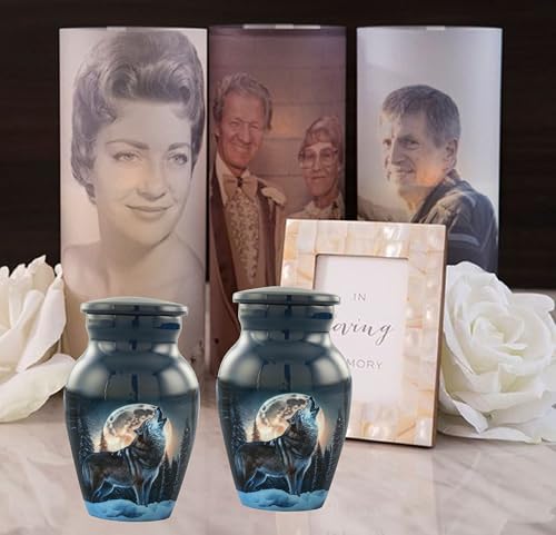 Midnight Wolves Handcrafted Keepsake Urn - 2 Mini Cremation Urns for Ashes Howling at The Moon Sharing Wolf Moonlit Memorial Token (Keepsake Urns Set of 2), Dark Blue - size: Mini
