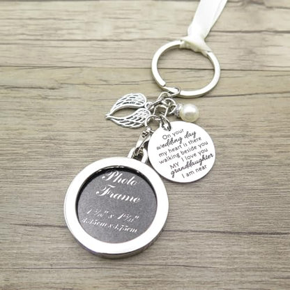 Bridal Wedding Memorial Bouquet Charm Wedding Bouquet Charm for Memory Photo Frame Memorial Keychain - style: On Wedding Day Granddaughter-round
