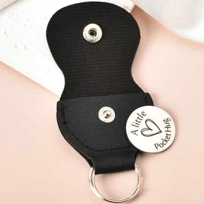 ShiQiao Spl Long Distance Relationship Gifts for Sister Pocket Tokens Double Sided Big Little Sister Birthday Christmas Gift for Big Middle Lil Sis Gradaution Gifts with Leather Case - color: Sisters Forever Never Apart