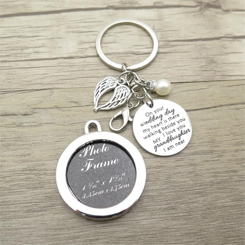 Bridal Wedding Memorial Bouquet Charm Wedding Bouquet Charm for Memory Photo Frame Memorial Keychain - style: On Wedding Day Granddaughter-round