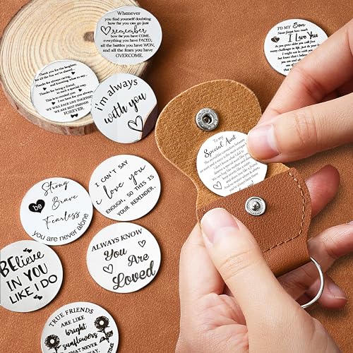 OUMILAN Pocket Hug Token Inspirational Keychain for Men Women | Double Sided Engraved Message Keychain ,Great Little Gifts - color: Gift for Aunt