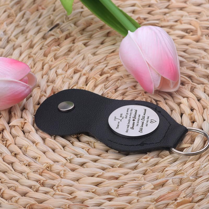 Memorial Gifts for Loss of Loved One Sympathy Pocket Hug Token Gifts for Dad Mom Friends Remembrance Bereavement Gifts for Women Men Thinking of You Gift Ideas Those We Love Don't Go Away Keychain