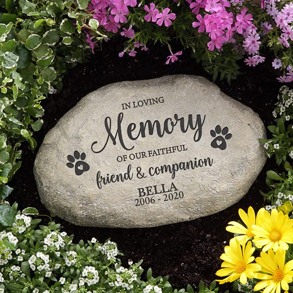 Personalization Universe Faithful Companion Personalized Pet Memorial Garden Stone - Outdoor Decorative Stepping Stone, Engraved with Pet's Name and Memorial Years, Ideal for Garden, Stones