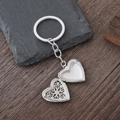 2PCS Elegant Heart Locket Keychain with Decorative Chain Stainless steel, Heart Pattern Design, Photo Frame Pendant - color: Heart-9