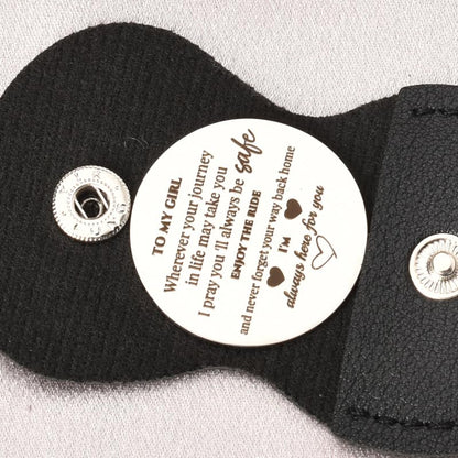 Sisadodo Pocket Hug Token Long Distance Relationship Keepsake Gifts for Women Birthday Christmas Gifts With Leather Keychain - color: To My Girl