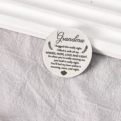 Memorial Gifts for Loss of Grandma Sympathy Remembrance Gift Grandmother | Loss of Grandmother Pocket Hug Token Keychain Coin Bereavement Condolence Gifts for Women Men Boys Girls with PU Key Chain - color: Grandma